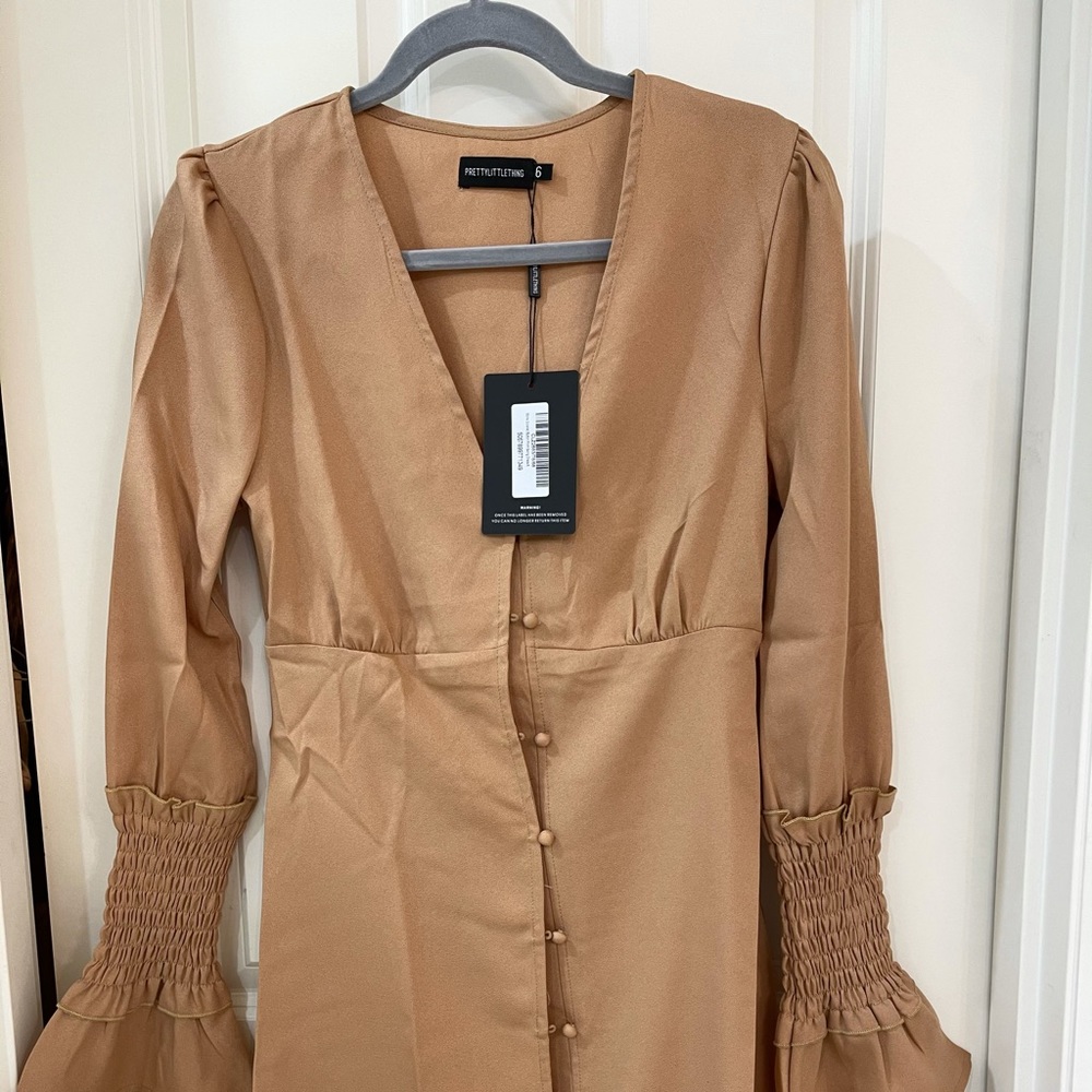 Dress - Picture 2 of 2